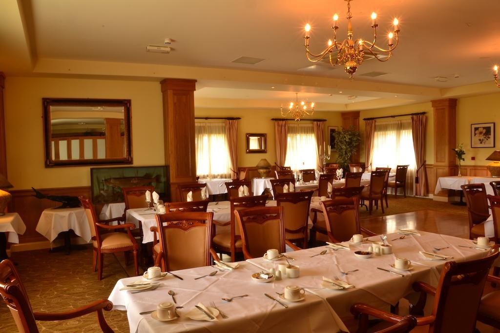Fairhill House Hotel Clonbur Extérieur photo